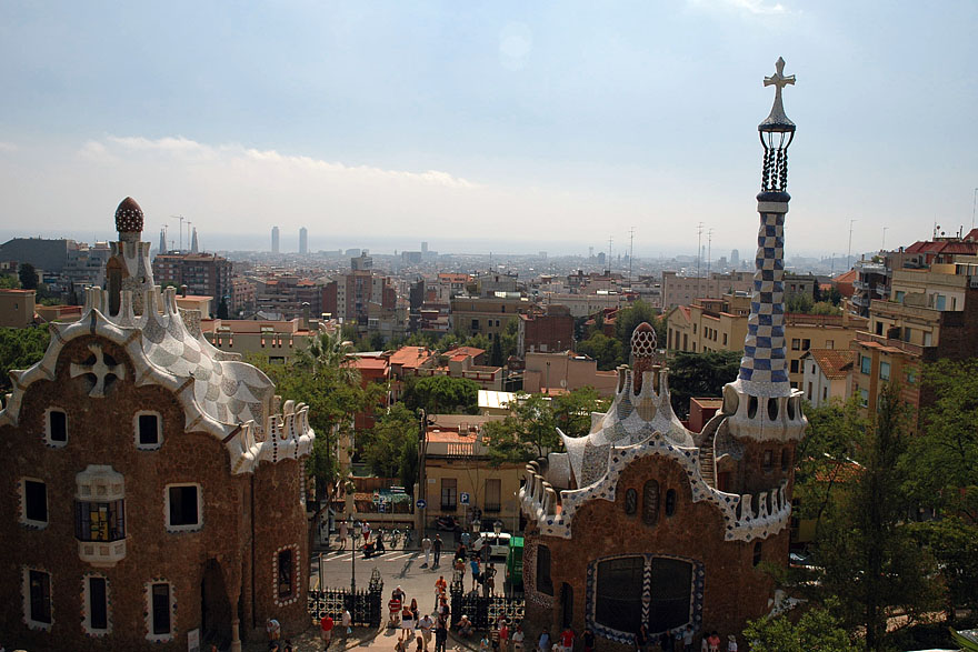 025 View from Park Guell to City